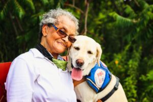 benefícios dos animais de estimação para idosos