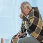 Pneumonia em idosos: um guia sobre a doença e como se prevenir